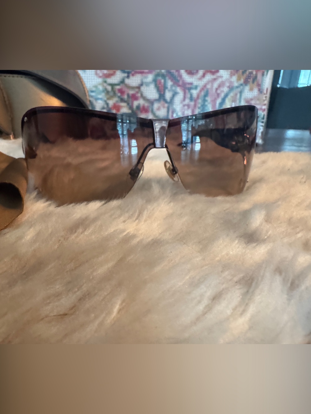 Gucci Brown Gradient Rimless Sunglasses